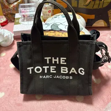 MARC JACOBS THE TOTE BAG 블랙