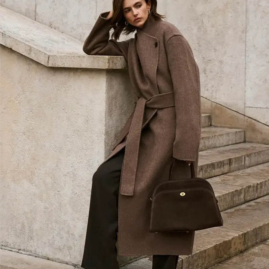 Elborn) Tate Cashmere Handmade Coat on Bunjang Global Site. Elborn) Tate Cashmere Handmade Coat on Bunjang Global Site.