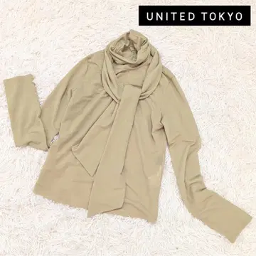 UNITED TOKYO 2way 시어 하이넥 사이즈 0 ( S 상당 )