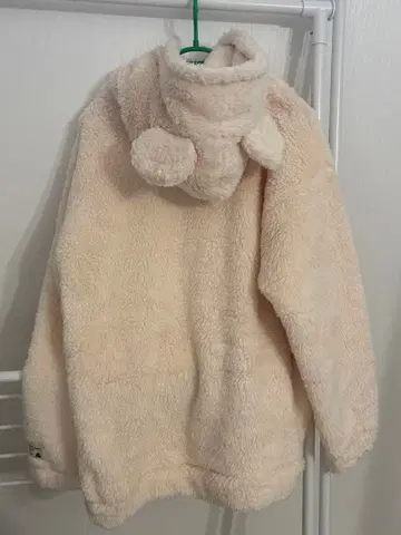 디즈니 플리스 자켓 후드 부착