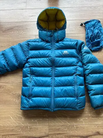 MOUNTAIN EQUIPMENT 라이트라인 다운 자켓