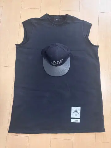 3대 j soul brothers 슬리브리스 트레이닝복, 모자 세트