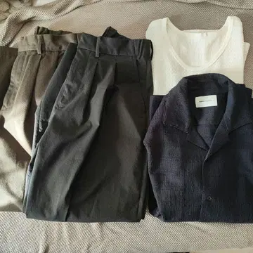 gu 턱 치노 팬츠 wym 슬랙스 브라운 에마클로즈 반팔 셔츠