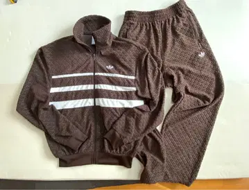 아디다스 아디다스 오리지널 셋업 브라운 모노그램