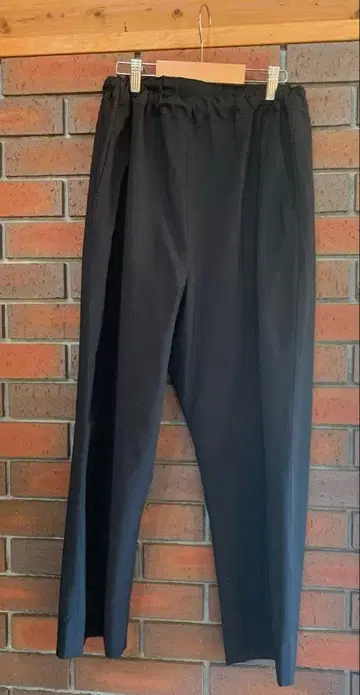 에리우츠기 버진 울 라이트 심플 팬츠