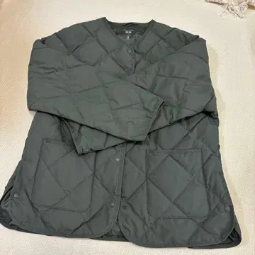 유니클로 퍼프 테크 코트 L 사이즈