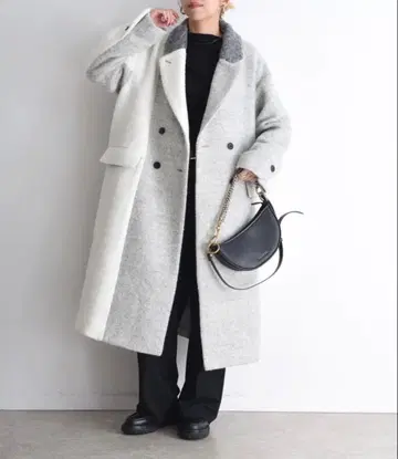 [이번 시즌!] Eimee Law 믹스 샤기 배색 롱 코트