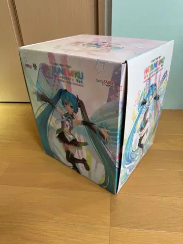 하츠네 미쿠 10주년 기념 Ver. 메모리얼 박스