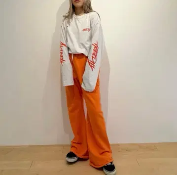 HOLIDAY 홀리데이 SUPER FINE DRY DAMAGE T셔츠