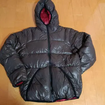 CAMP7 후드 부착 다운 자켓 리버서블 블랙 레드