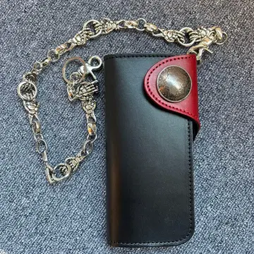 미사용 새상품 가죽 장지갑 실버 체인 포함