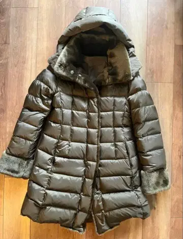 투모로우랜드 보르지 타프타퍼 콤비 라이트 다운 코트