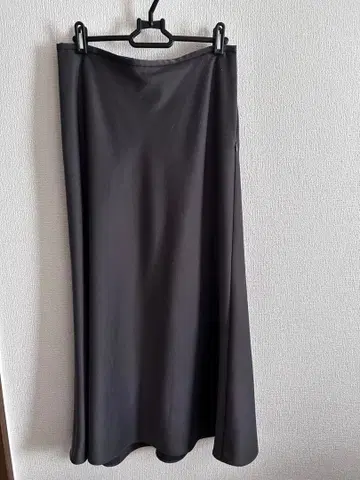 IENA 새틴 바이어스 플레어 스커트 GRY