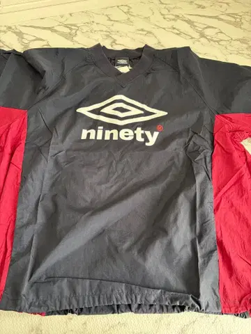 9090 x umbro 나일론 풀오버 XL 네이비