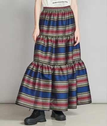 더블 스탠다드 클로징 에스닉 자카드 보더 스커트