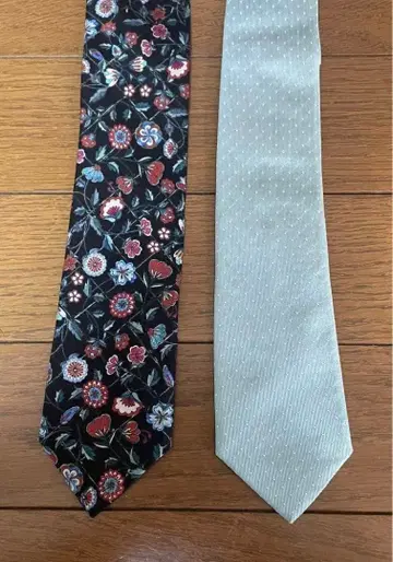 폴 스미스 꽃무늬 넥타이 내로우 도트 2개 세트