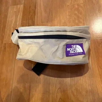 THE NORTH FACE 바디백 베이지