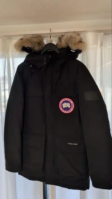 Canada Goose 블랙 다운 자켓 XS