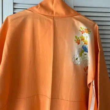 오렌지 꽃무늬 호몬기