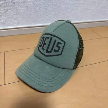 DEUS 트래커 캡 올리브 그린