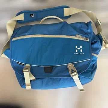 정가 14700엔 컨디션 최상! 호그로프스 courier 15 메신저 백