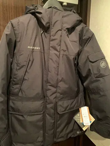 (기간 한정) 정가 7% 할인 마무트 다운 오베리스크 고어텍스