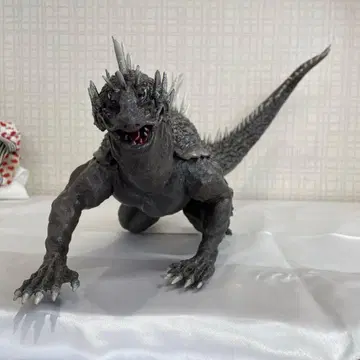 파라다이스 대괴수 발란