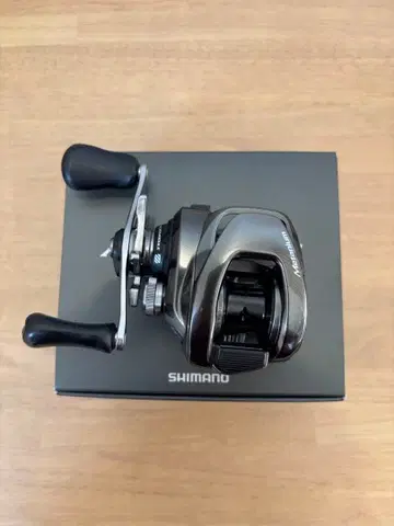 시마노 20 메타늄 HG LEFT