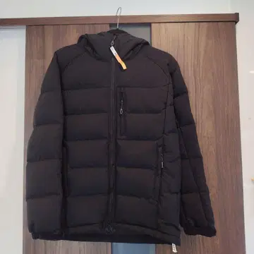 마무트 다운 자켓