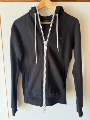 1PIU1UGUALE3 RELAX 빅 지퍼 후드티