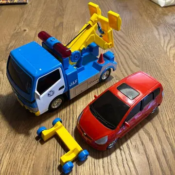 JAF 레커차와 빨간 자동차 세트