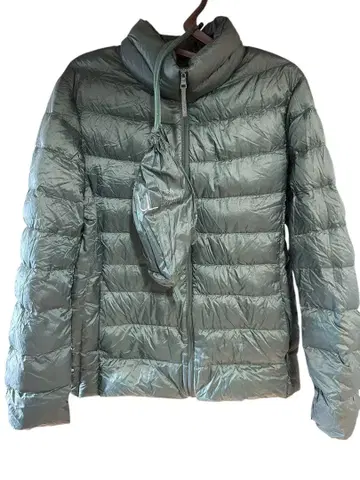 UNIQLO 사이즈 XL 울트라 라이트 다운 자켓 에메랄드 그린
