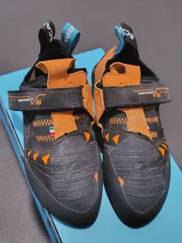 스칼파 Instinct VS 클라이밍 신발