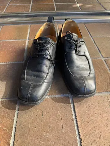 아바하우스 블랙 가죽 캐주얼 신발