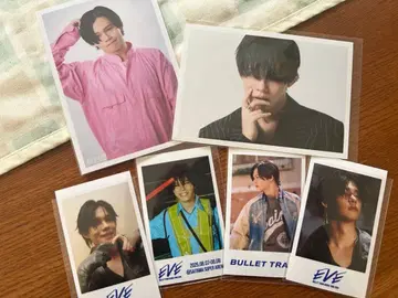 초특급 카이 브로마이드, 트레이딩 카드 등