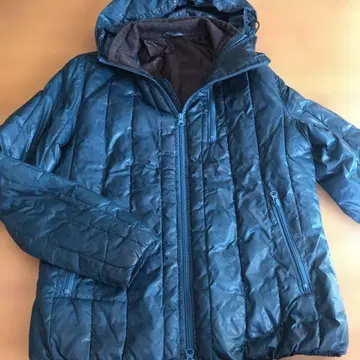 아바하우스 bexist 후드 부착 다운 자켓 사이즈 3