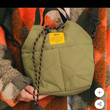 [새상품] kiu 키우 2WAY 복조리 미니백 숄더 포함 발수 카키