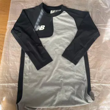 New Balance MT41714R S 사이즈 긴팔 T셔츠
