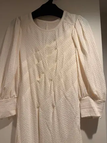 코코딜 롱 퍼프 슬리브 원피스