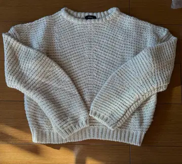 EMODA 아이보리 니트 스웨터 긴팔