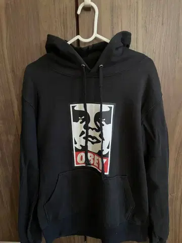 OBEY 후드 부착 후드티 블랙