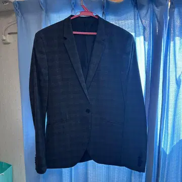 H&M 슈퍼 스키니 핏 테일러드 자켓