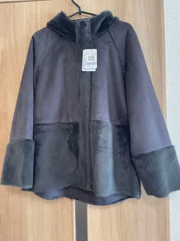 MEDOC 그레이 무스탕 코트 스콧 클럽