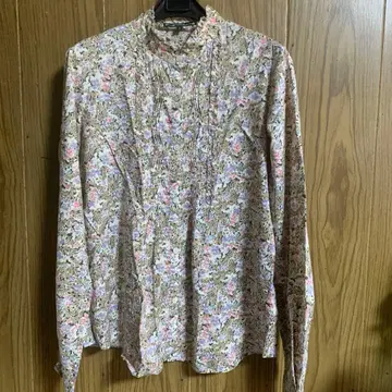 J Sloane 제이슬로안 리버티 플라워 무늬 프릴 옷깃 블라우스 M