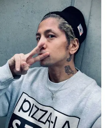 PIZZA-LA STAFF 맨투맨