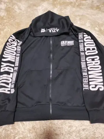 AZUL BY MOUSSY/RODEO CROWNS 콜라보 후드티