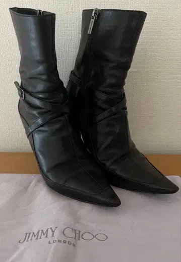 지미추 스틸레토 숏부츠 블랙 EU36 더스트백 포함