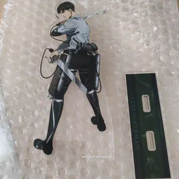 최저가 진격의 거인 리바이 싸우는 등 아크릴 스탠드