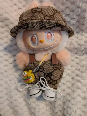 러브브 본체와 의류 & 모자 & 신발, 잡화 포함