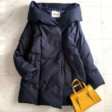 새상품급 로페 ROPE 볼륨 후드 미들 기장 다운 코트 네이비